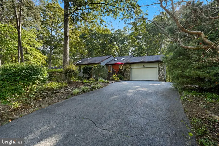 10725 River Run Dr, Manassas, VA 20112 - Image #2