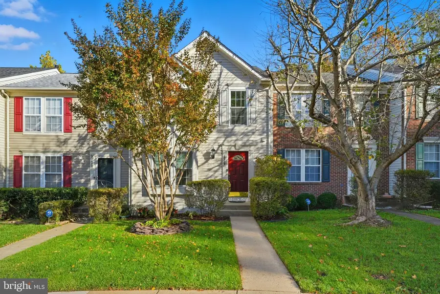 15739 Viewpoint Cir, Dumfries, VA 22025 - Image #2