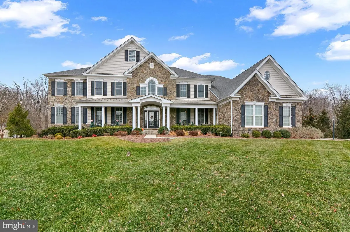 5220 Bonnie Brae Farm Dr, Haymarket, VA 20169 - Image #1