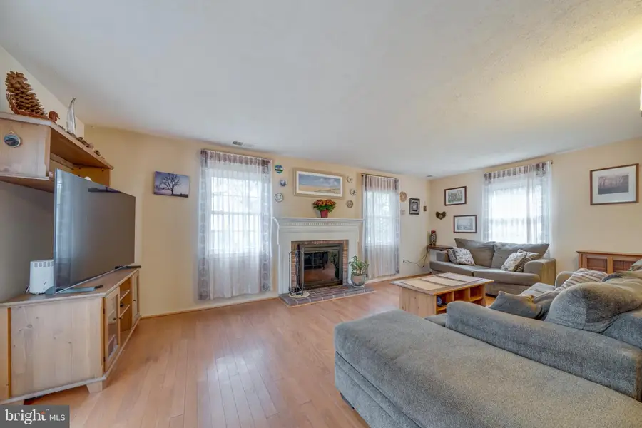 10102 Roslyn Ct, Manassas, VA 20109 - Image #3