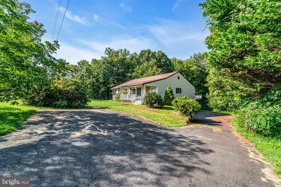10696 Moore Dr, Manassas, VA 20111 - Image #3