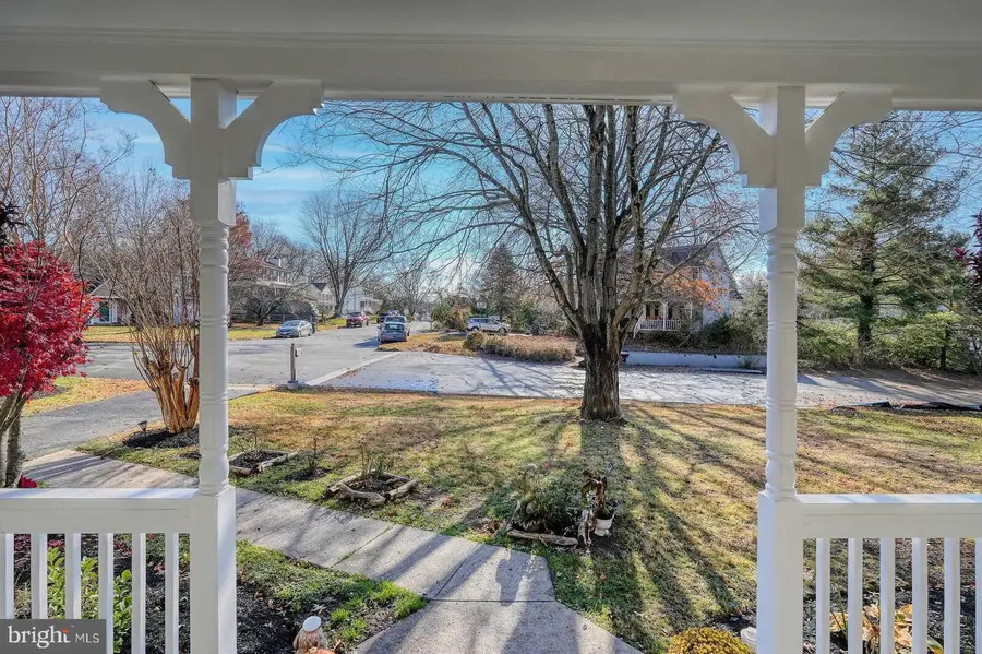 5876 Pontiac Dr, Woodbridge, VA 22193 - Image #3