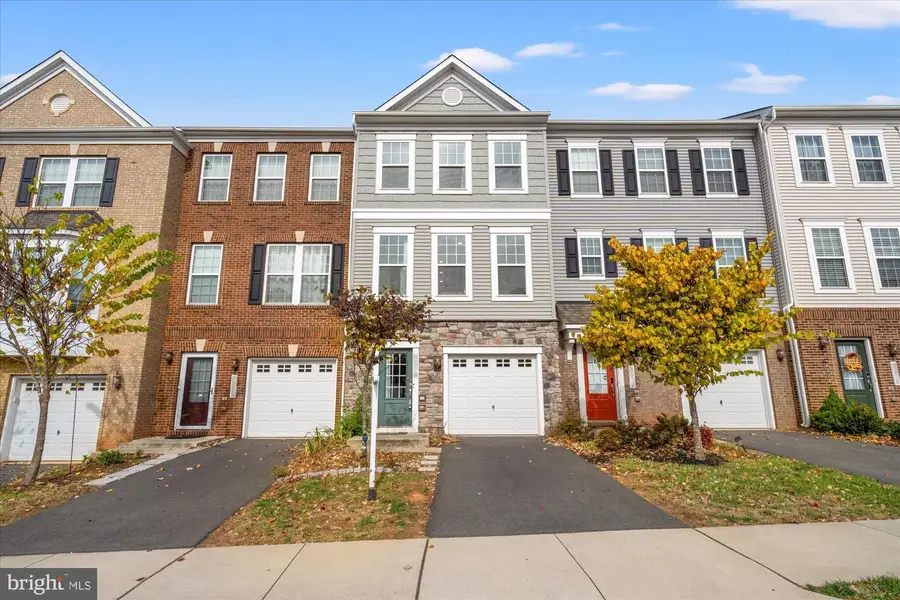 8678 Underhill Ln, Manassas, VA 20112 - Image #2
