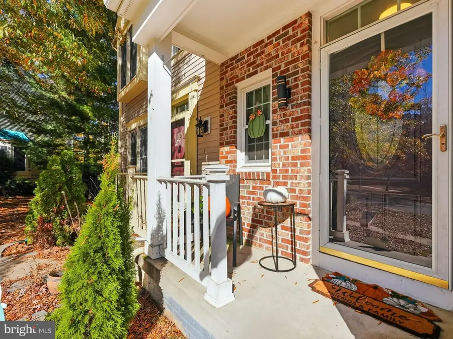 4114 Hampstead Ln, Woodbridge, VA 22192 - Image #2