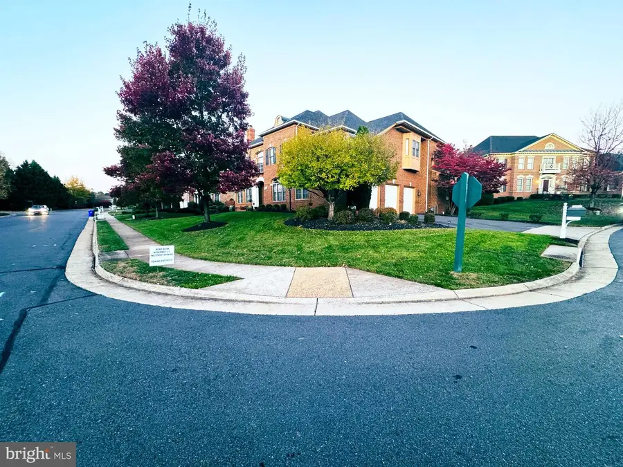 8301 Hancock Ct, Gainesville, VA 20155 - Image #3