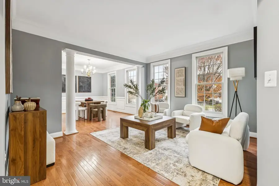 16363 Rusty Rudder Dr, Woodbridge, VA 22191 - Image #3