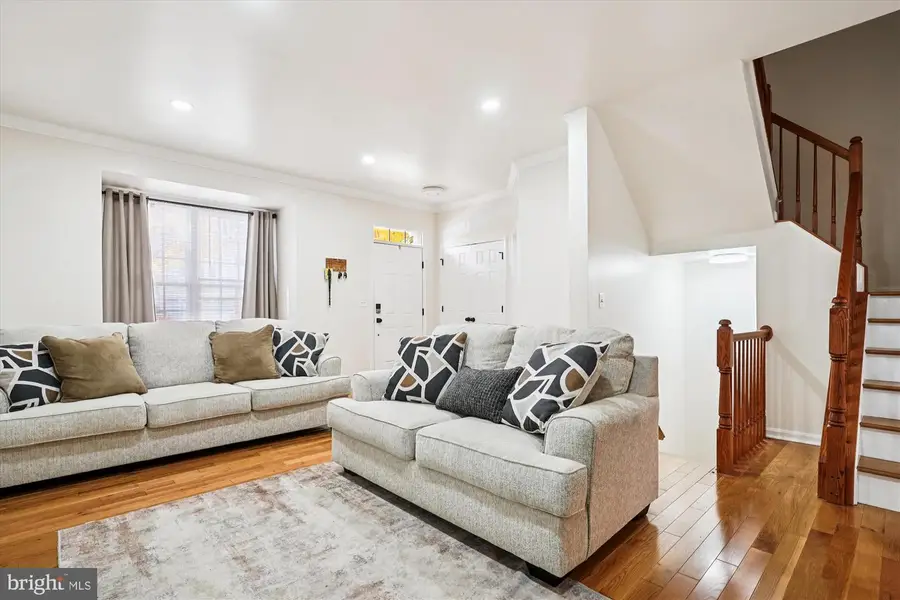 16879 Sea Lawn Pl, Woodbridge, VA 22191 - Image #3