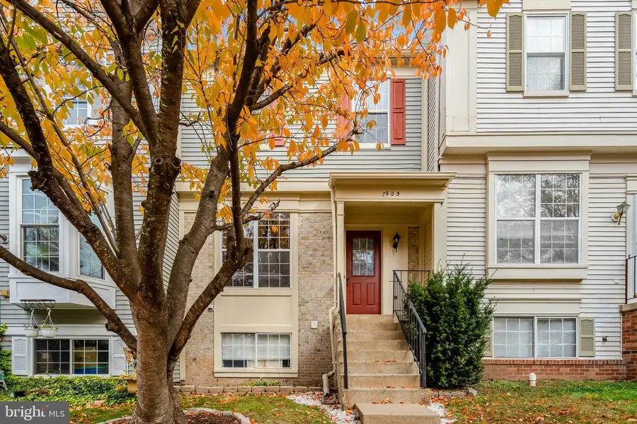 7905 Rebel Walk Dr, Manassas, VA 20109 - Image #2