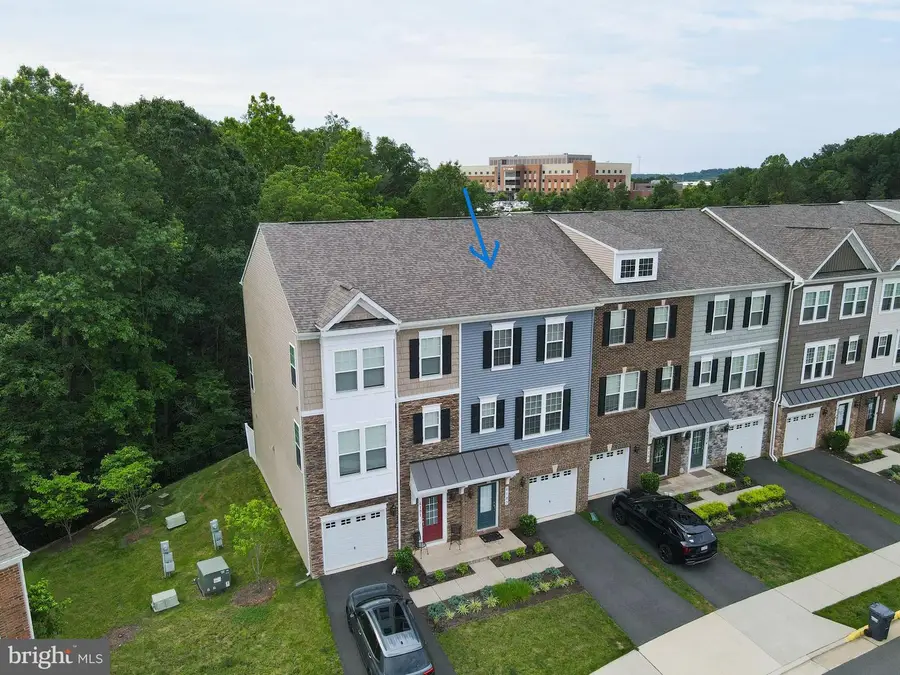 6183 Camerons Ferry Dr, Haymarket, VA 20169 - Image #2