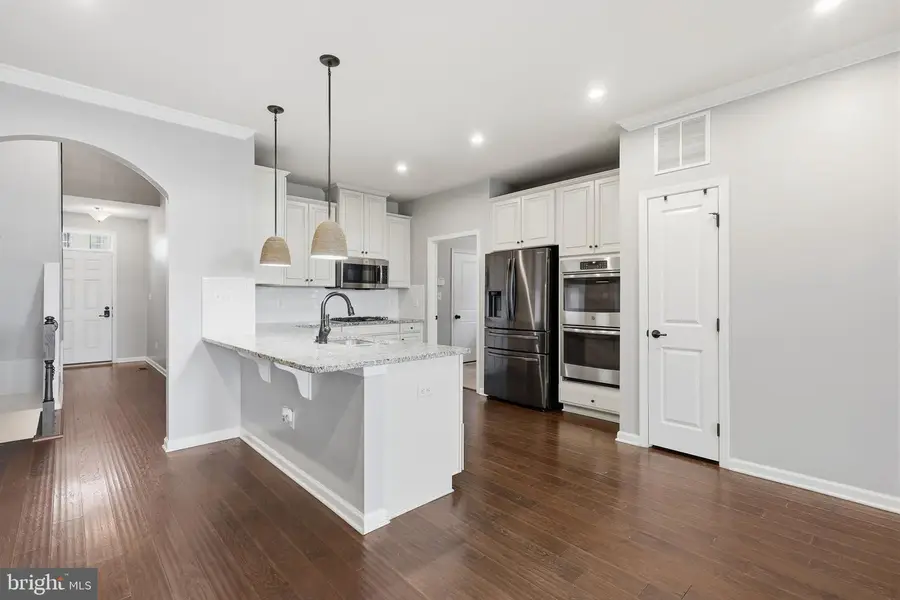 18052 Red Mulberry Rd, Dumfries, VA 22026 - Image #2