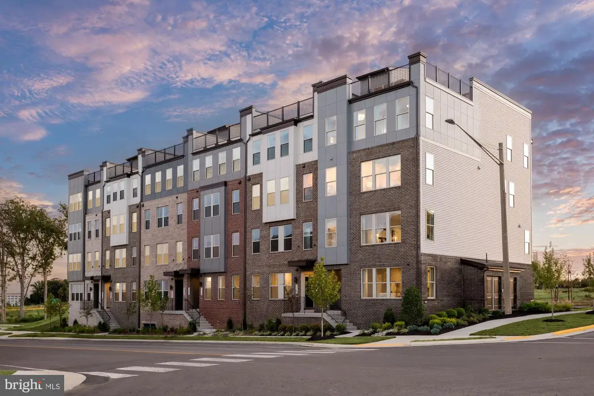 8619 Lovelace St, Manassas, VA 20109 - Image #1