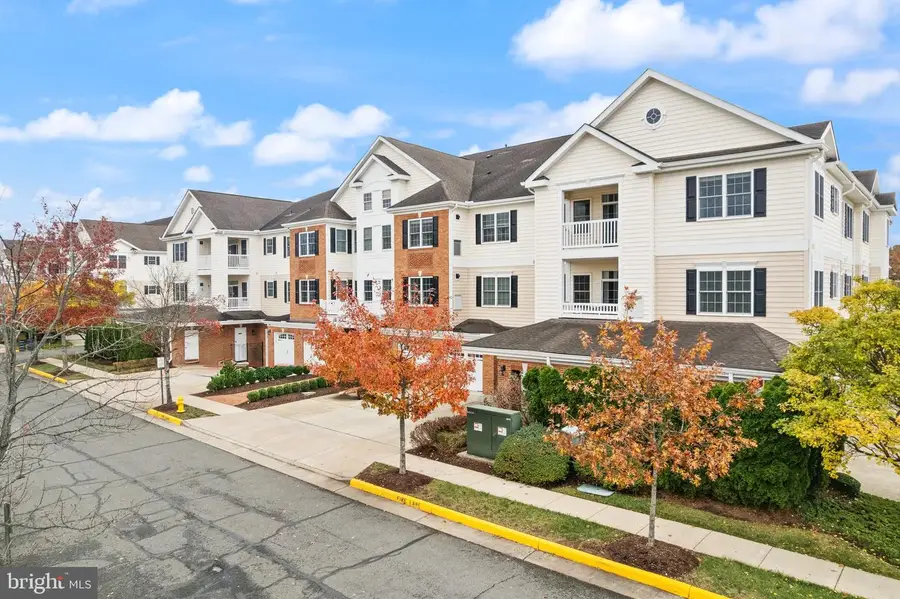 15251 Royal Crest Dr #103, Haymarket, VA 20169 - Image #2