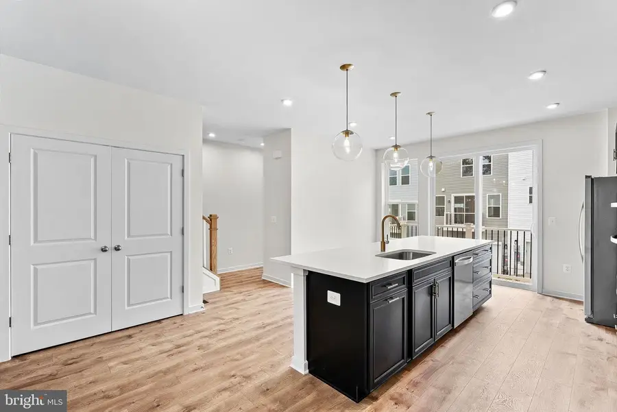 17960 Alicia Ave, Dumfries, VA 22026 - Image #3