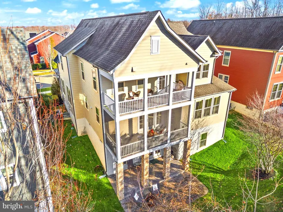 17032 Takeaway Ln, Dumfries, VA 22026 - Image #2