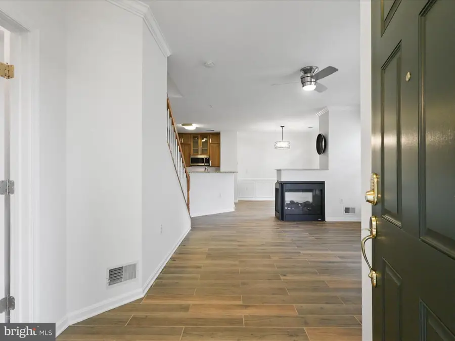 14592 Kylewood Way, Gainesville, VA 20155 - Image #3