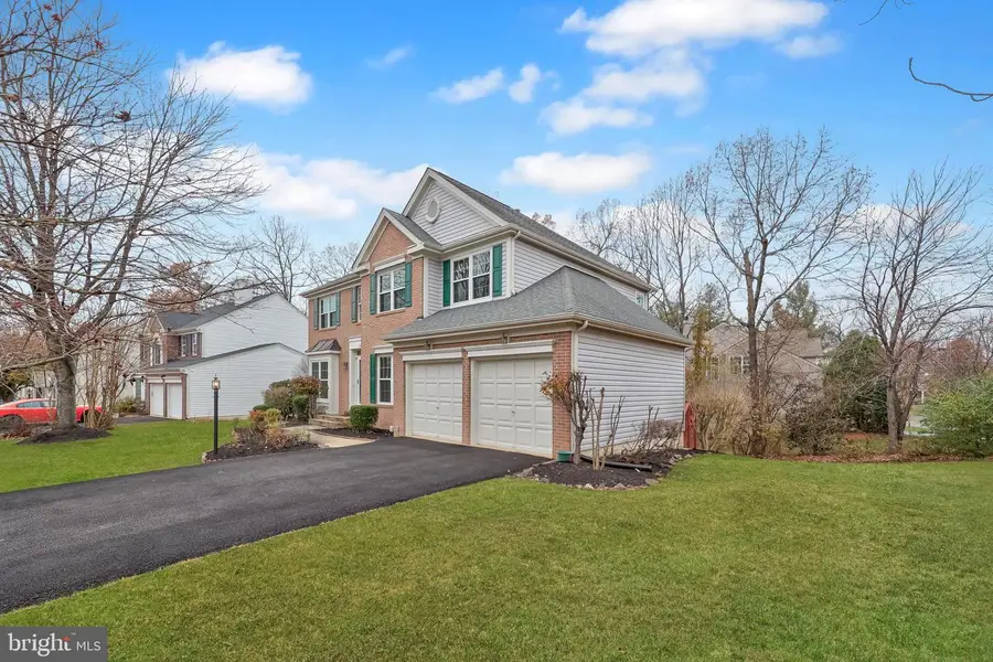 13684 Bridlewood Dr, Gainesville, VA 20155 - Image #2