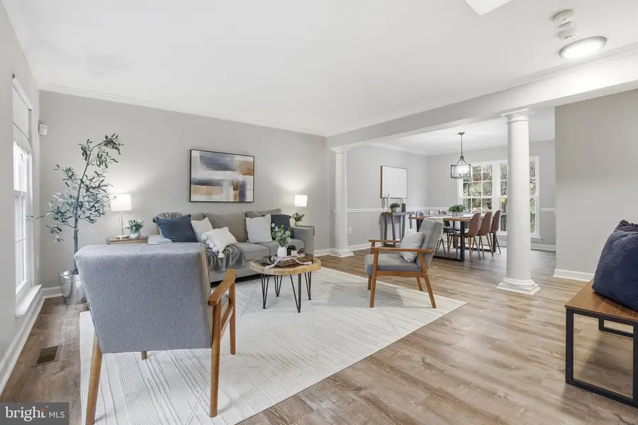 5467 Quaint Dr, Woodbridge, VA 22193 - Image #3