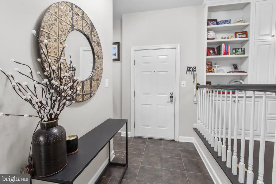 810 Belmont Bay Dr #303, Woodbridge, VA 22191 - Image #2