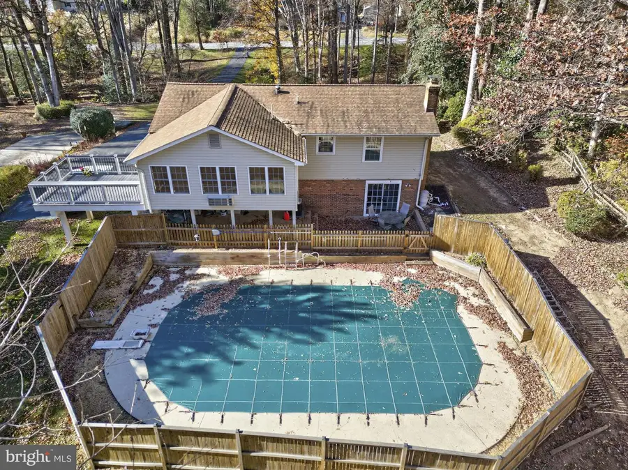 10823 Moore Dr, Manassas, VA 20111 - Image #2