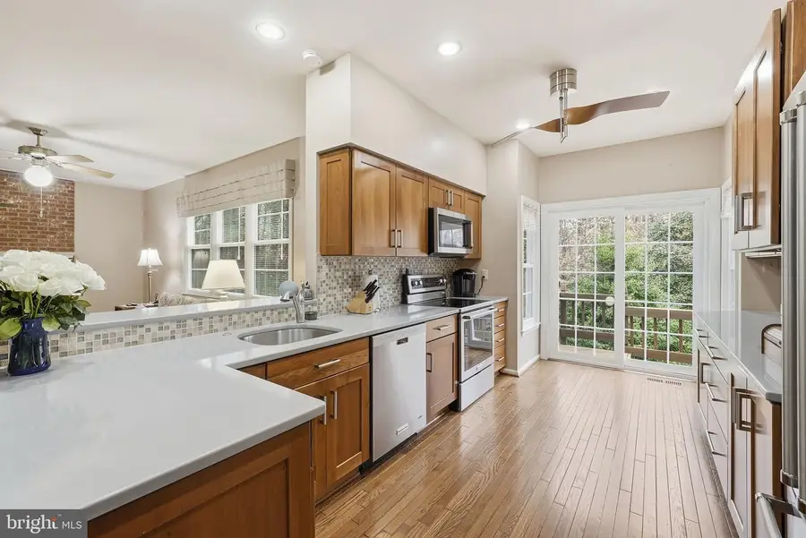 12593 Cricket Ln, Woodbridge, VA 22192 - Image #2