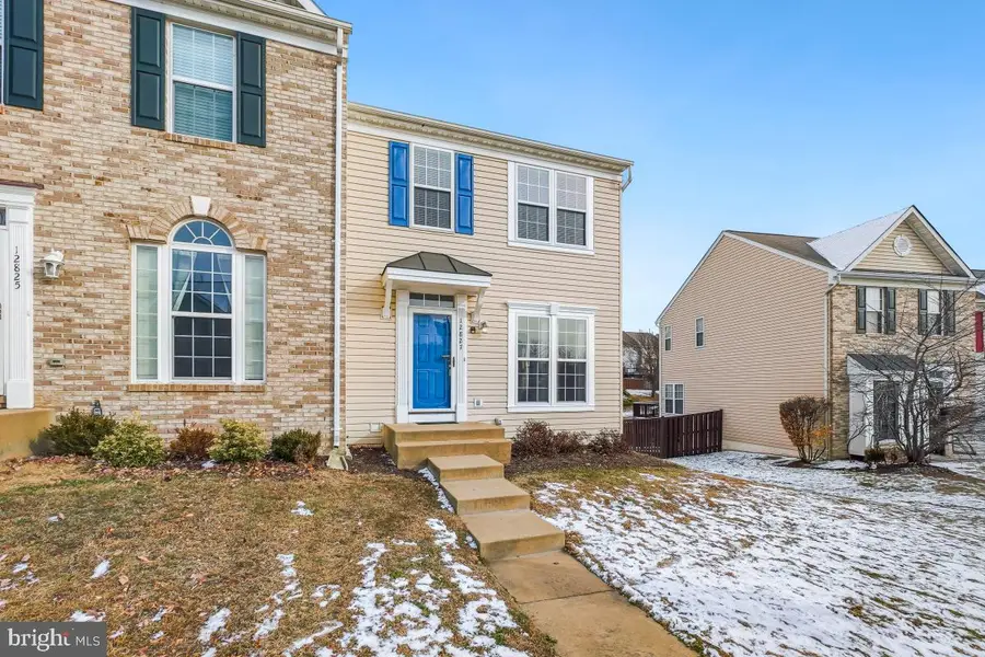 12827 Hunterbrook Dr, Woodbridge, VA 22192 - Image #2