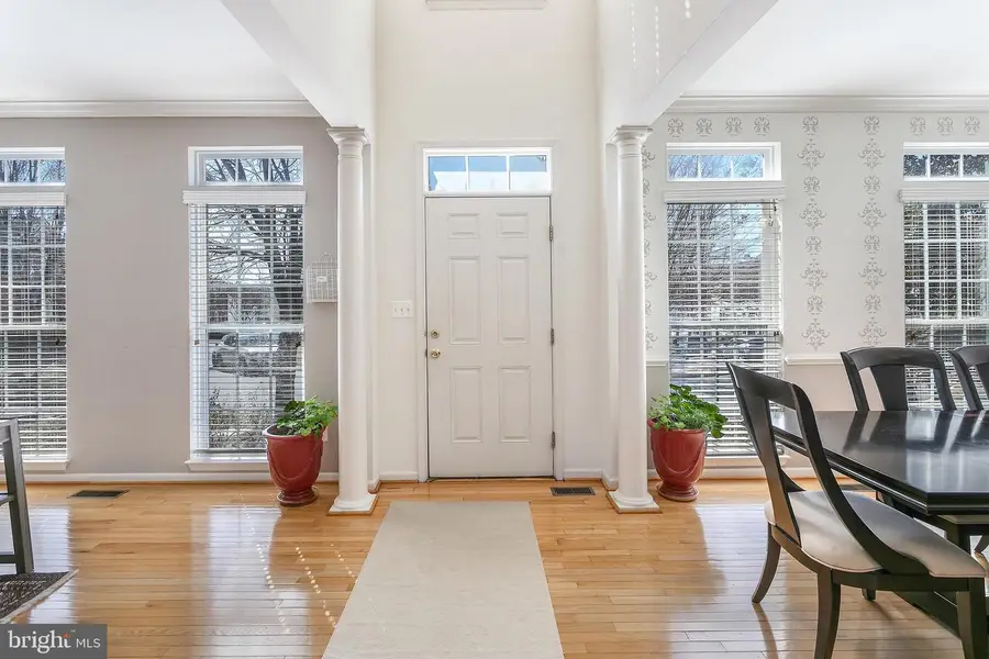 2424 Five Fathom Cir, Woodbridge, VA 22191 - Image #3