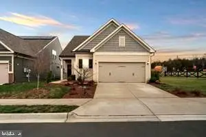 6425 Hibiscus Path Ter, Haymarket, VA 20169 - Image #2