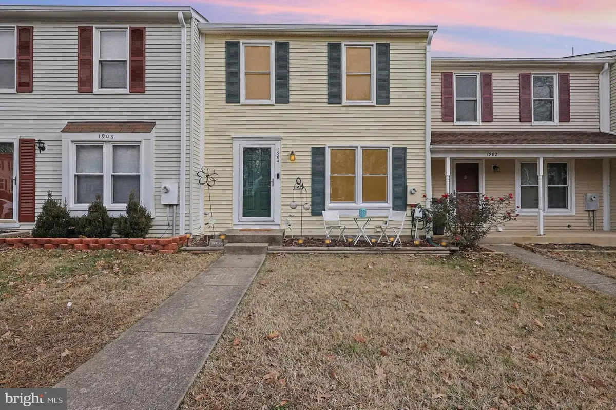 1904 Pohick Creek Ct, Woodbridge, VA 22192 - Image #1