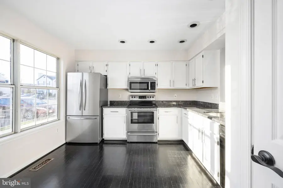 3681 Dahlgren Pl, Dumfries, VA 22026 - Image #2