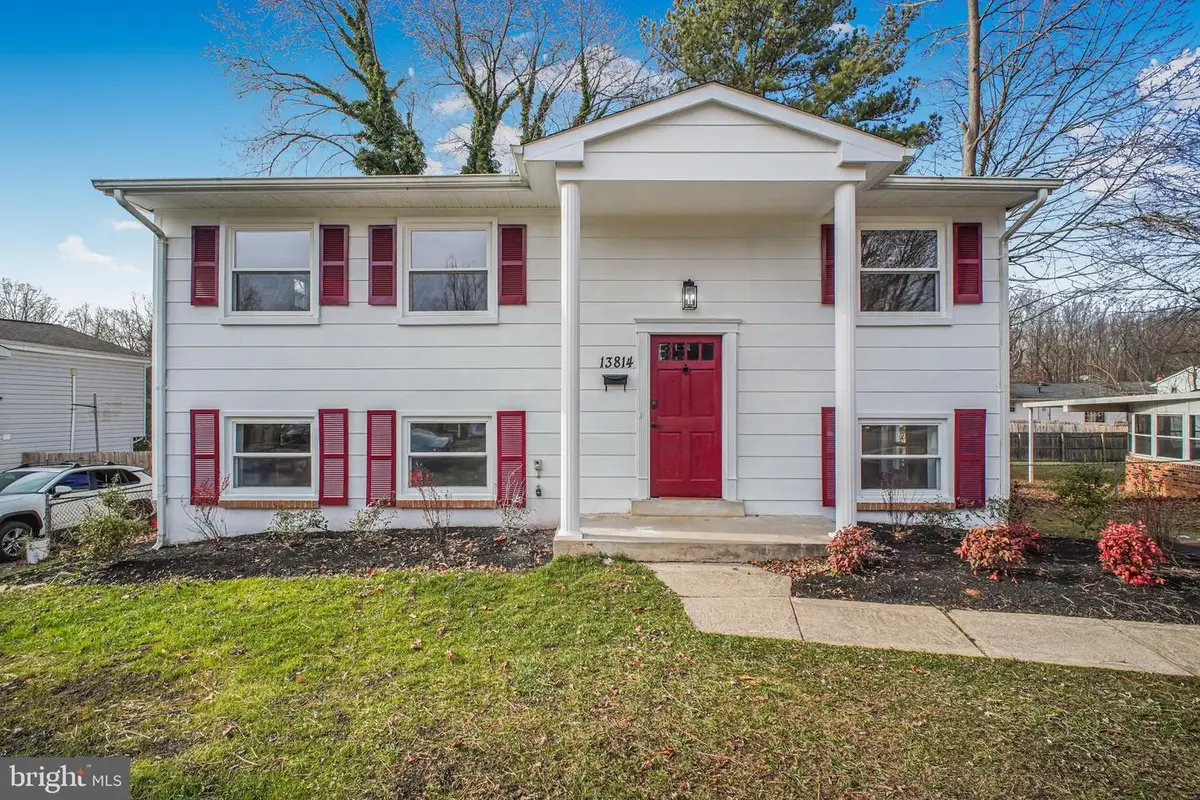 13814 Greenwood Dr, Woodbridge, VA 22193 - Image #1