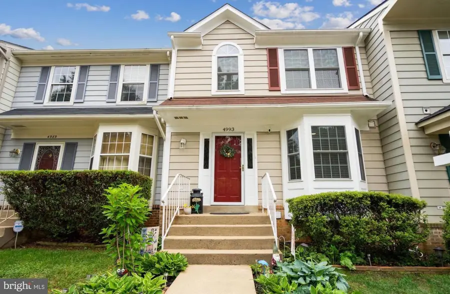 4993 Lambsgate Ln, Woodbridge, VA 22193 - Image #2