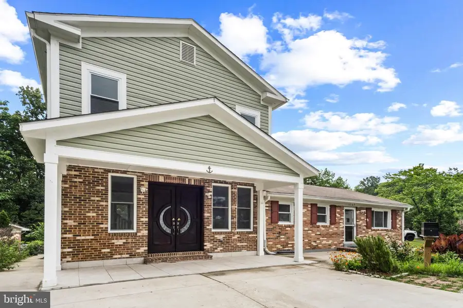 3709 Forestdale Ave, Woodbridge, VA 22193 - #3