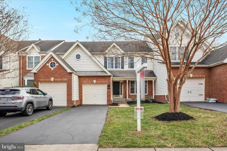 15831 Fourmile Creek Ct, Haymarket, VA 20169 - Image #2