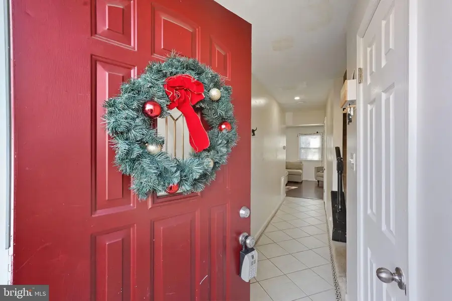 12565 Plymouth Ct, Woodbridge, VA 22192 - Image #2