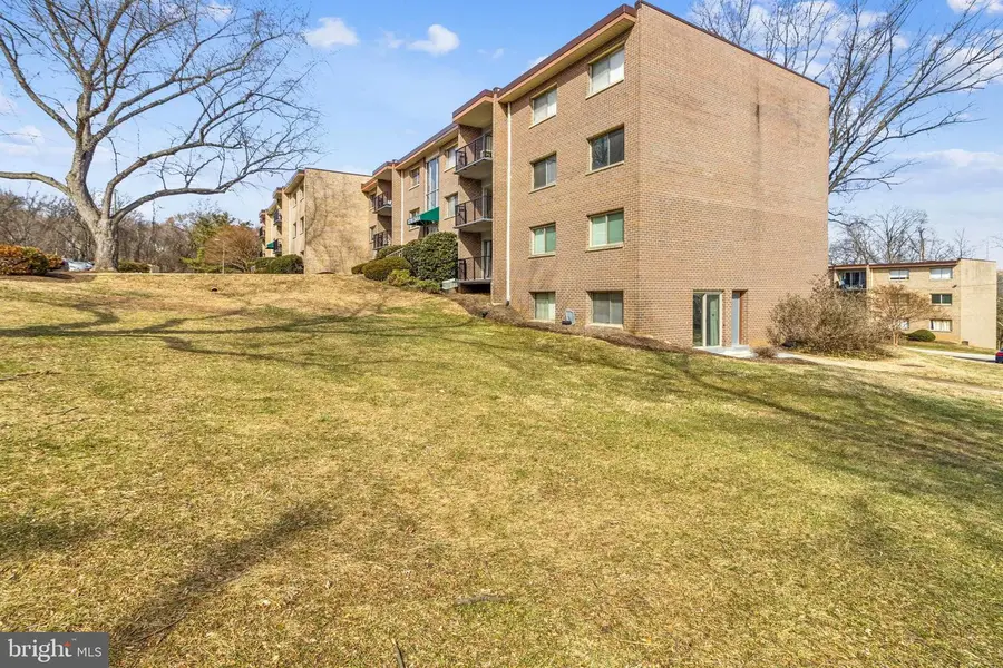 12705 Dara Dr #202, Woodbridge, VA 22192 - #2