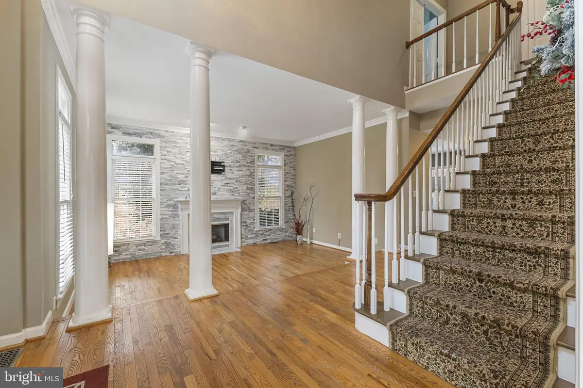 4291 Lawnvale Dr, Gainesville, VA 20155 - Image #1