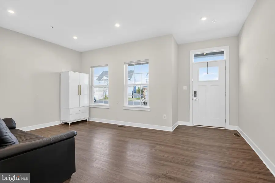 11320 Wheeler Ridge Dr, Manassas, VA 20109 - Image #2