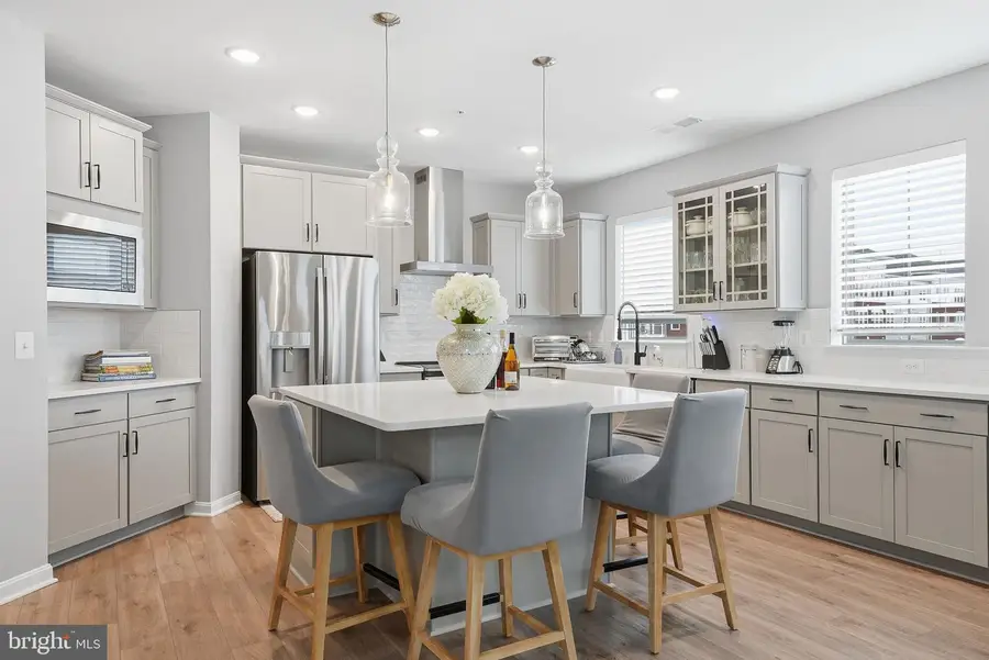 13950 Englefield Dr #302, Woodbridge, VA 22193 - Image #3