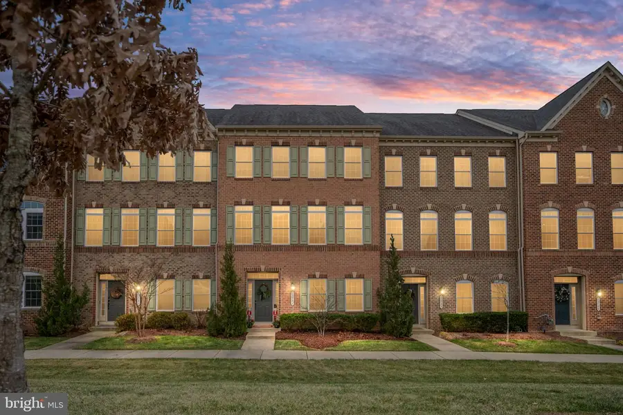 13742 Senea Dr, Gainesville, VA 20155 - Image #2