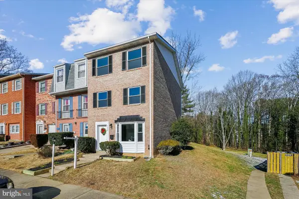 3258 Birchdale Sq, WOODBRIDGE, VA 22193