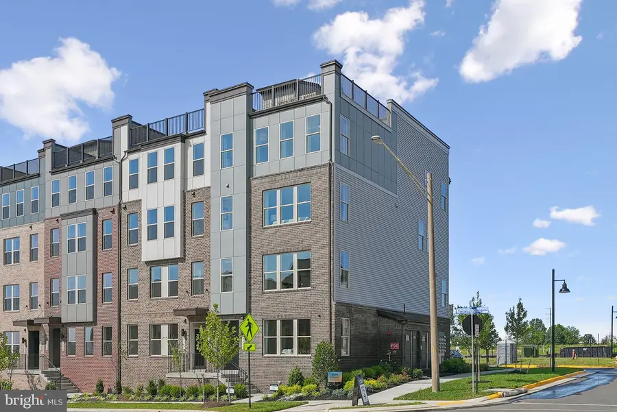 8640 Lovelace St, Manassas, VA 20109 - Image #2