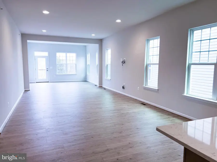 9204 Crestview Ridge Dr, Bristow, VA 20136 - Image #3