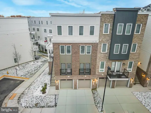 15535 Smoke Box Way, WOODBRIDGE, VA 22191