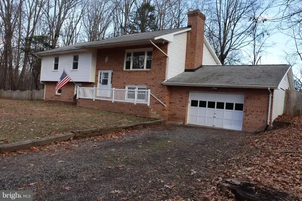 8918 Burwell Rd, NOKESVILLE, VA 20181