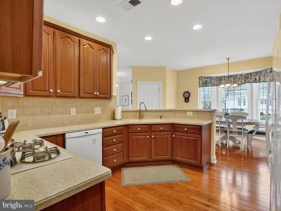 5429 Trevino Dr, Haymarket, VA 20169 - Image #2