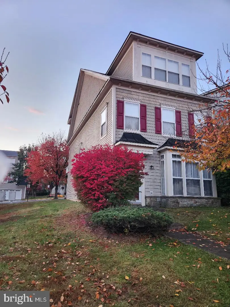 16456 Kenneweg Ct, Woodbridge, VA 22191 - Image #2