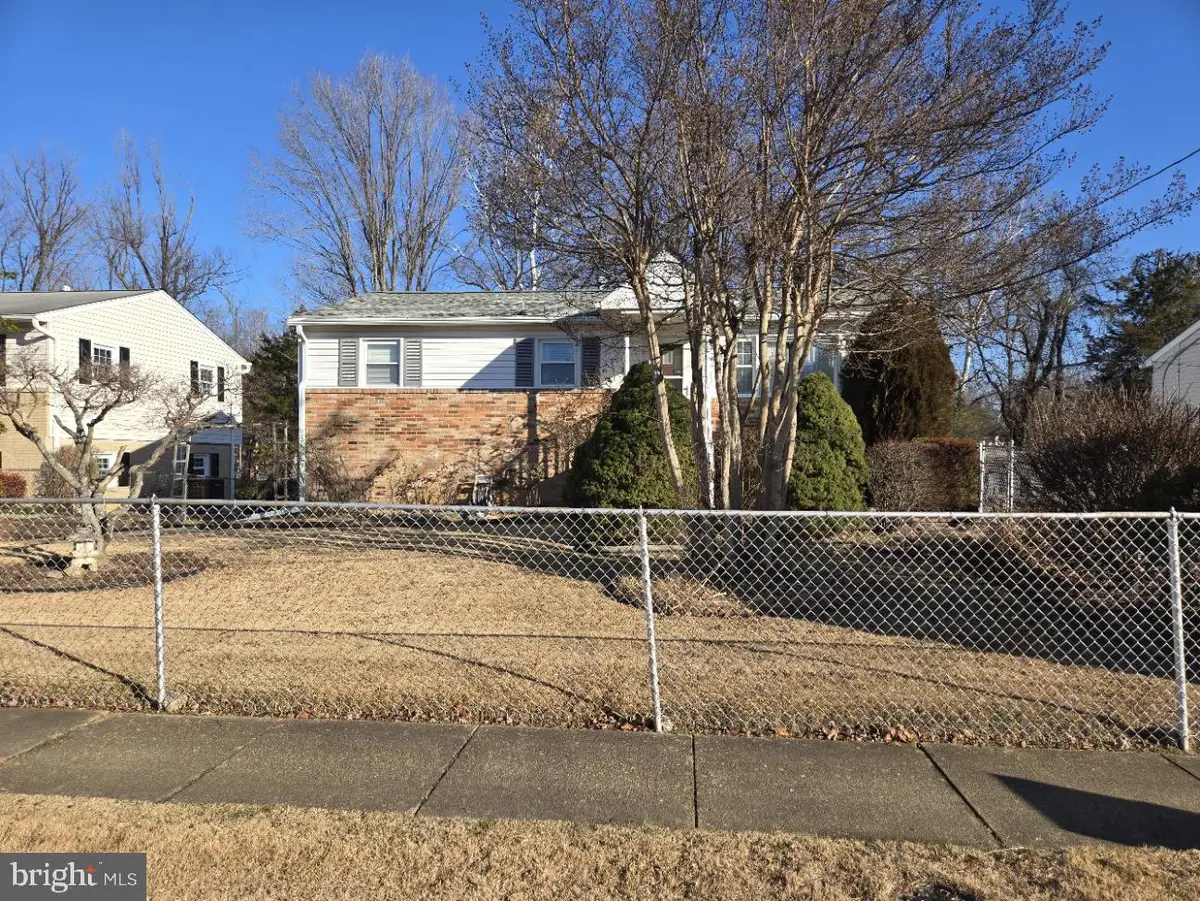 3931 Dominion Dr, Dumfries, VA 22026 - Image #1