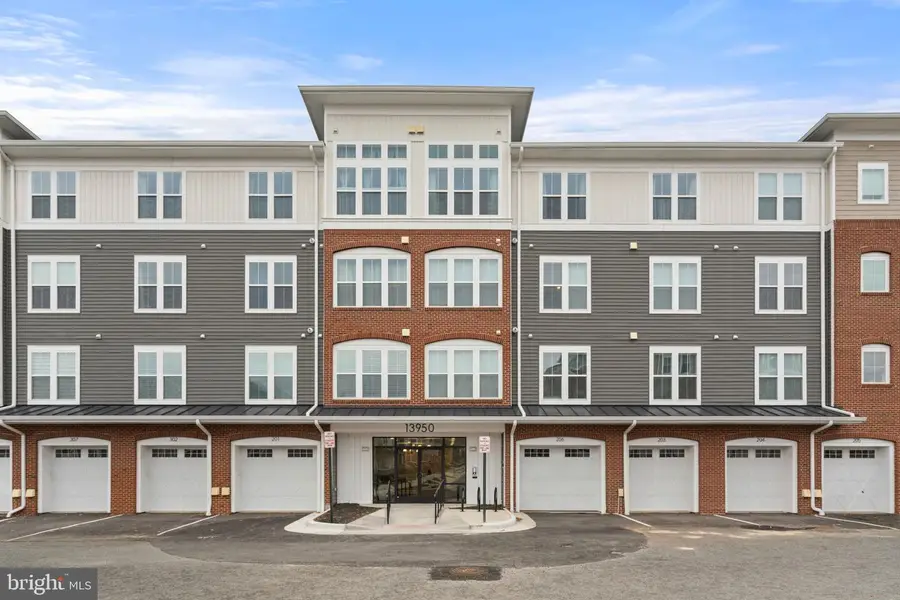 13950 Englefield Dr #408, Woodbridge, VA 22193 - Image #2
