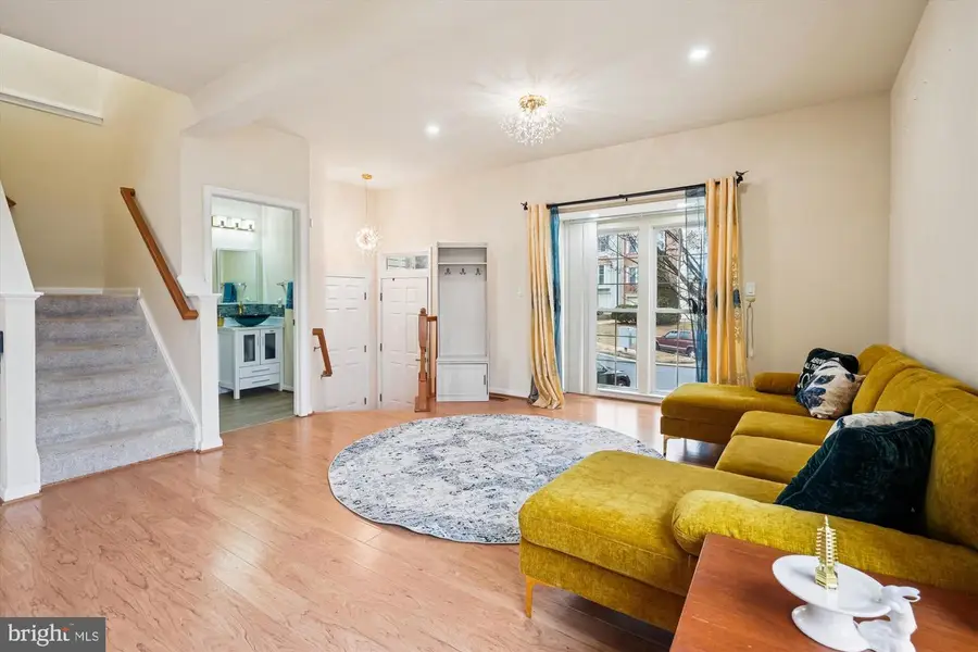 11741 Barrows Ln, Woodbridge, VA 22192 - #2