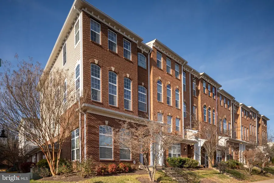 15224 Rosemont Manor Dr, Haymarket, VA 20169 - Image #2